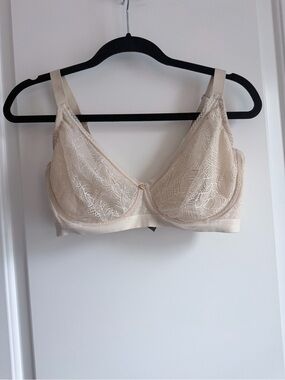 Understance Lace Cup Bra in Beige